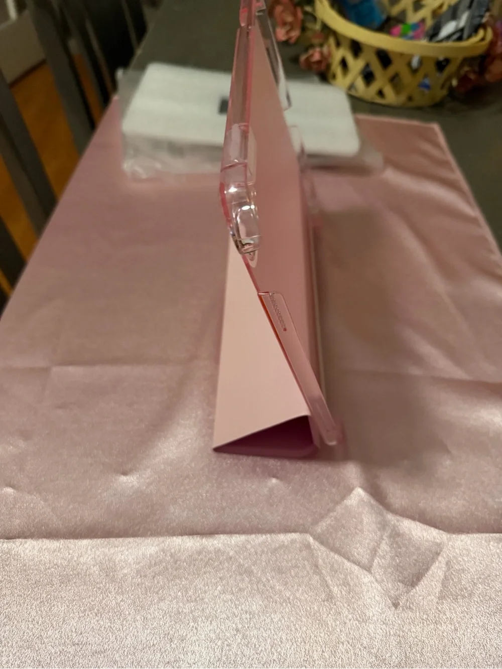 Moko slim trifold